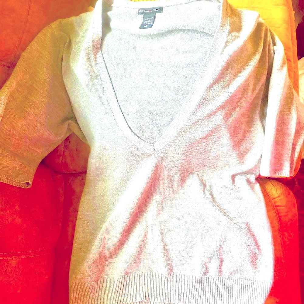 New York & Company Thin Silver Sweater, Size Small